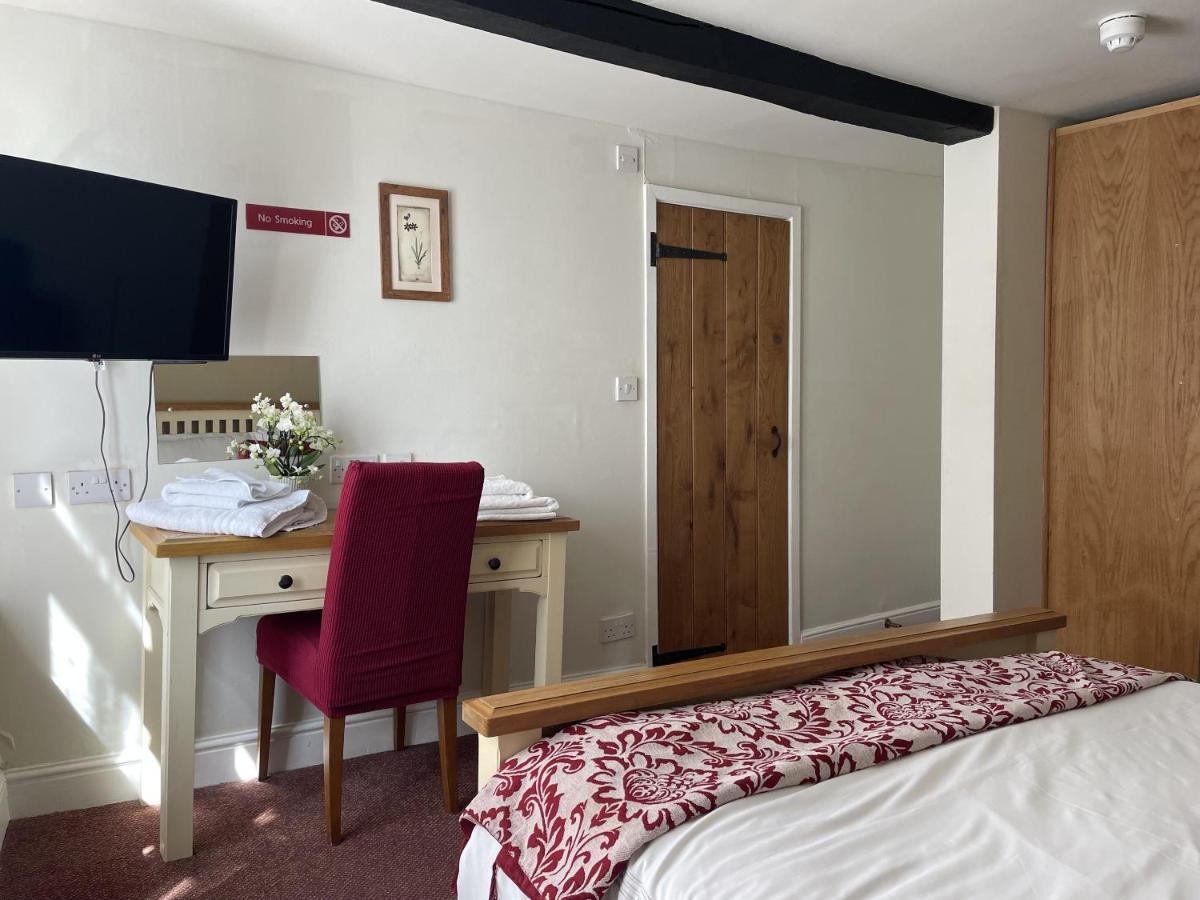 White Hart Hotel Wiveliscombe الغرفة الصورة