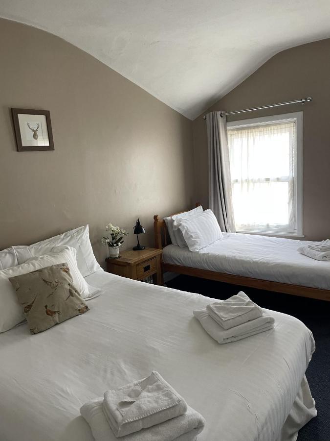 White Hart Hotel Wiveliscombe الغرفة الصورة