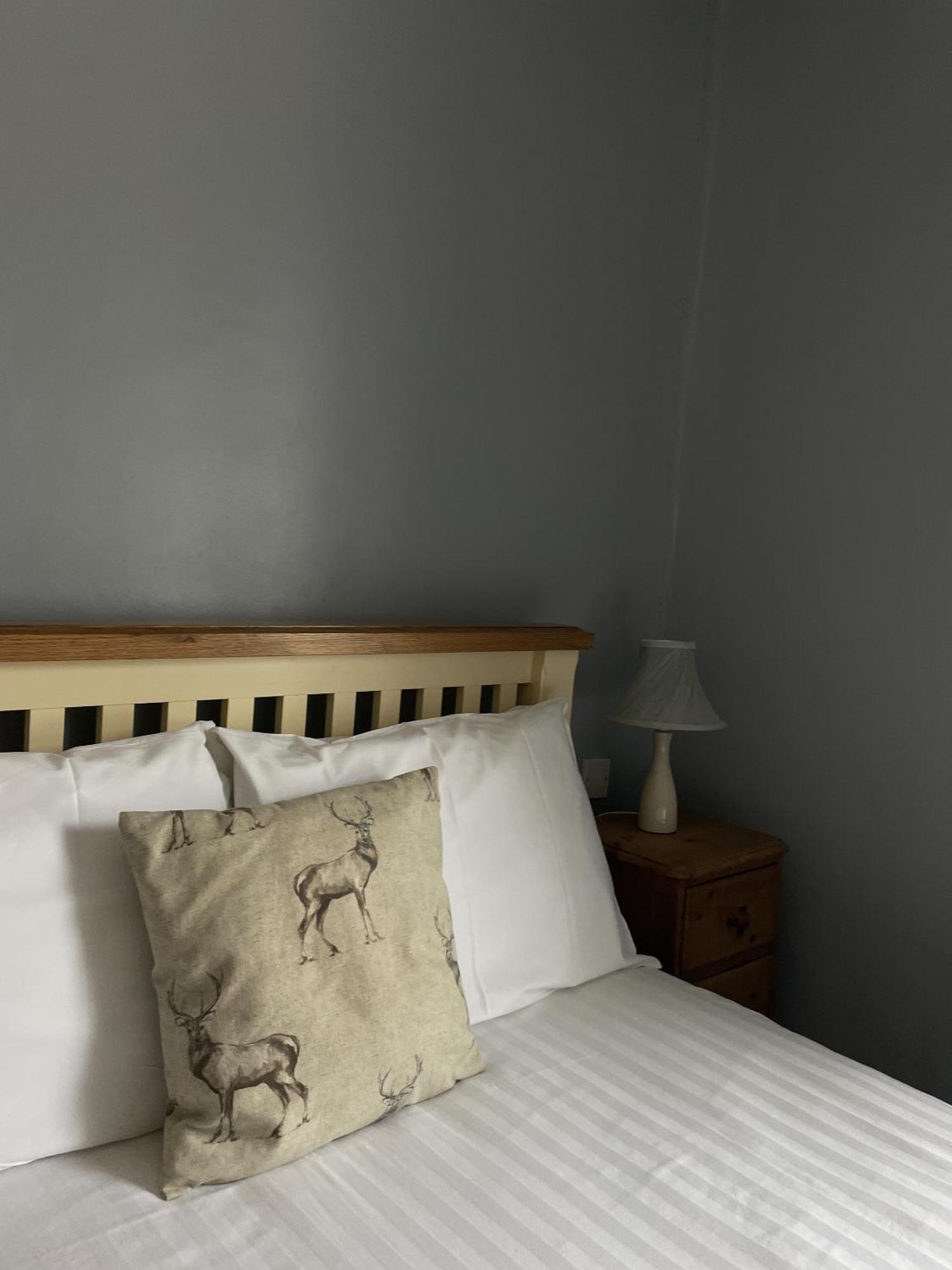 White Hart Hotel Wiveliscombe الغرفة الصورة