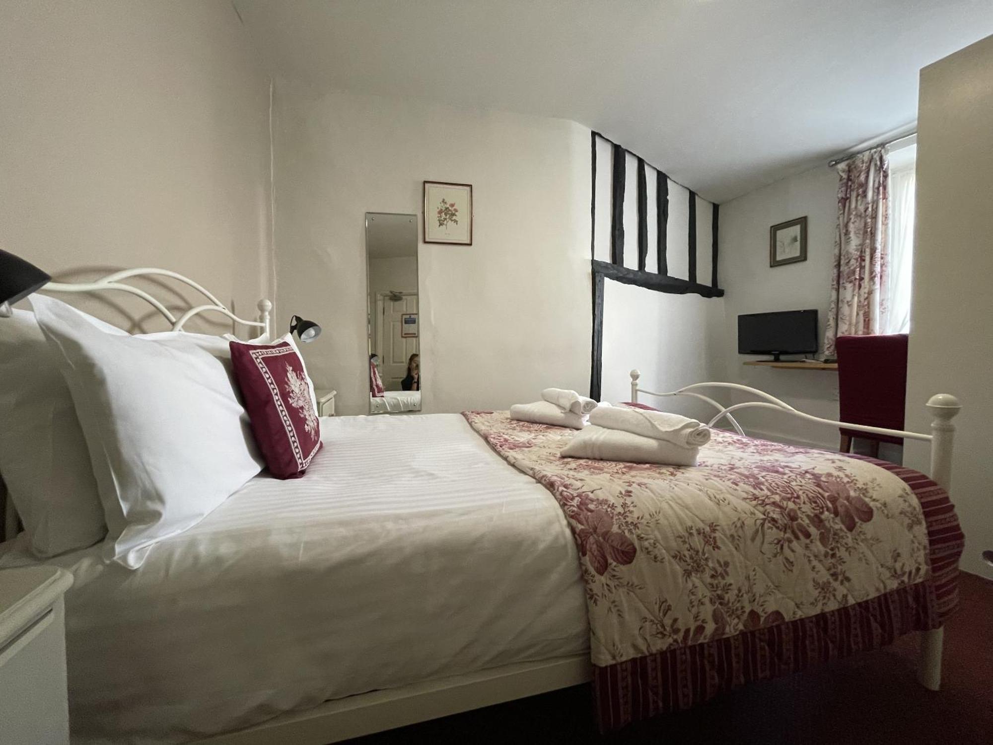 White Hart Hotel Wiveliscombe الغرفة الصورة